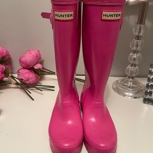 Hunter raining boots , hot pink